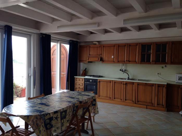Agenzia Isotur Nontiscordardime Apartment Ponza Luaran gambar